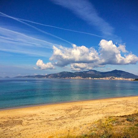 Grand T2 Standing Ajaccio Proche Centre Et Plages Vue Panoramique Parking Prive Exterior photo