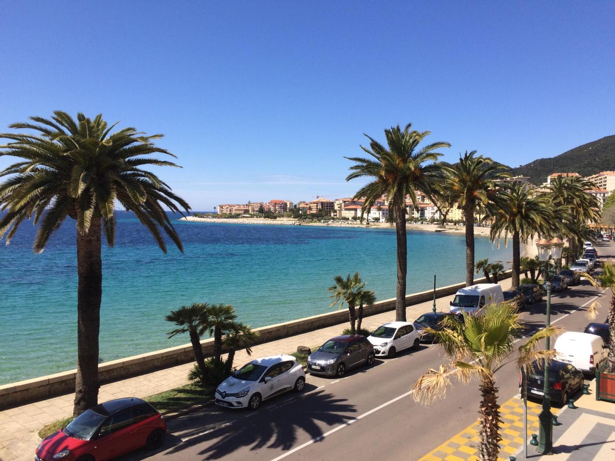 Grand T2 Standing Ajaccio Proche Centre Et Plages Vue Panoramique Parking Prive Exterior photo